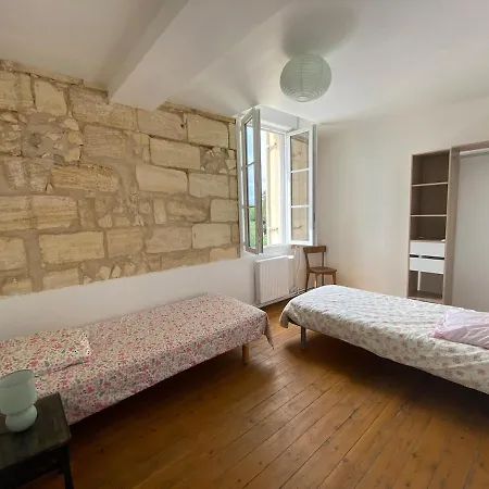 Semesterbostad Belle Maison En Pierre Entre St Emilion Et Bordeaux